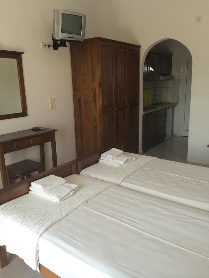 Aparthotel Gogas Palace Ammoudia Exteriér fotografie